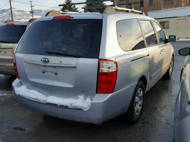 KNDMB233366078338 - 2006 KIA SEDONA EX GRAY photo 4