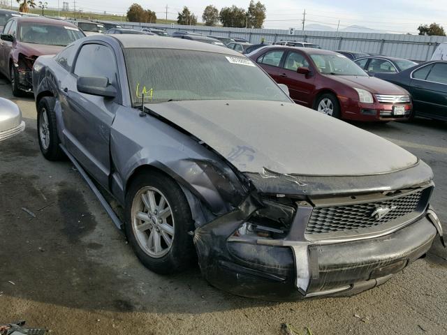 1ZVFT80N765140549 - 2006 FORD MUSTANG GRAY photo 1