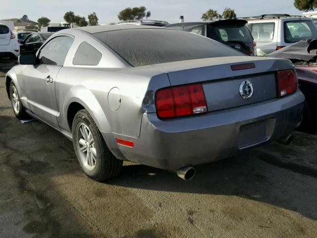 1ZVFT80N765140549 - 2006 FORD MUSTANG GRAY photo 3