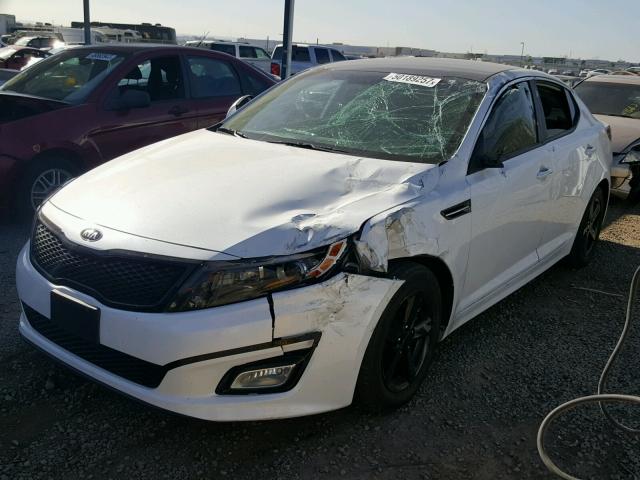 5XXGM4A73EG281481 - 2014 KIA OPTIMA LX WHITE photo 2