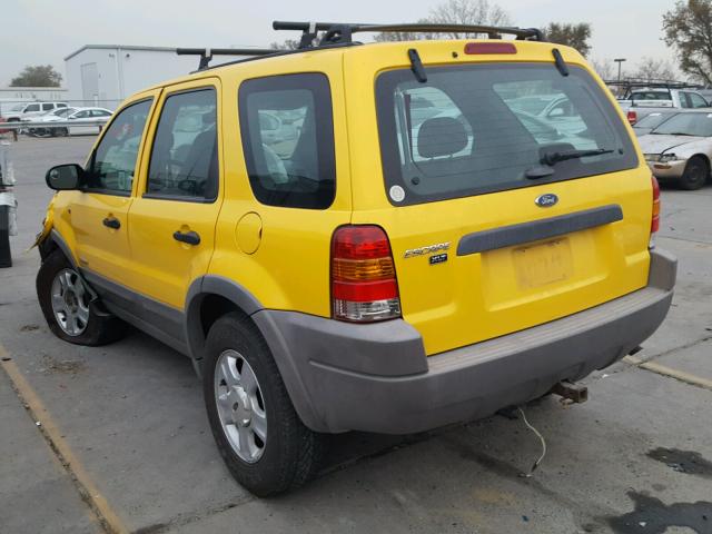 1FMYU04141KB80966 - 2001 FORD ESCAPE XLT YELLOW photo 3