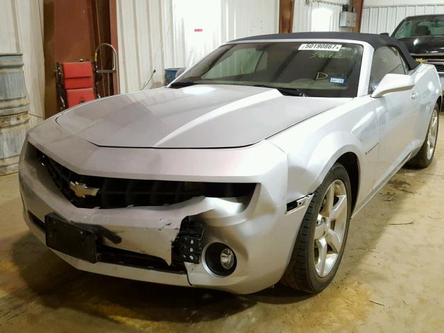 2G1FB3DD1B9203872 - 2011 CHEVROLET CAMARO LT SILVER photo 2