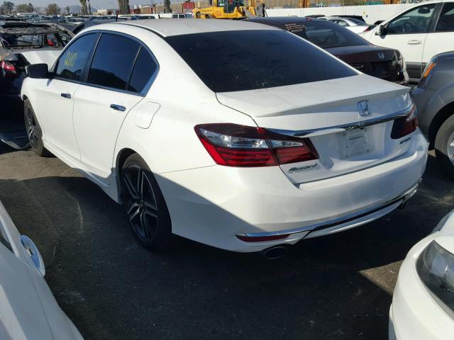 1HGCR2F55HA145690 - 2017 HONDA ACCORD SPO WHITE photo 3