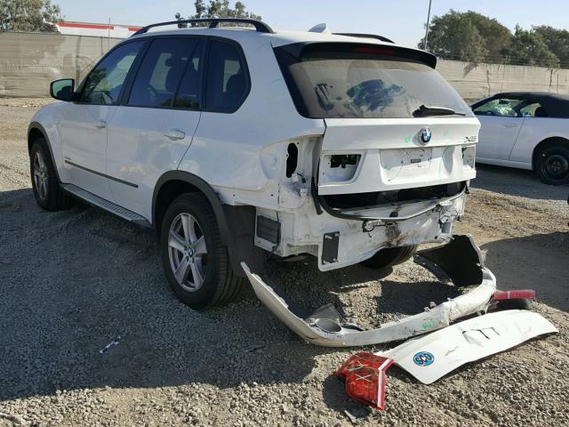 5UXZW0C59CL674081 - 2012 BMW X5 XDRIVE3 WHITE photo 3