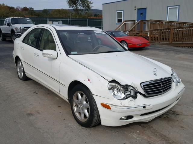 WDBRF81J54F475446 - 2004 MERCEDES-BENZ C 240 4MAT WHITE photo 1