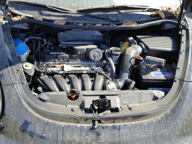 3VWPG3AG4AM013014 - 2010 VOLKSWAGEN NEW BEETLE 黑色 照片 7