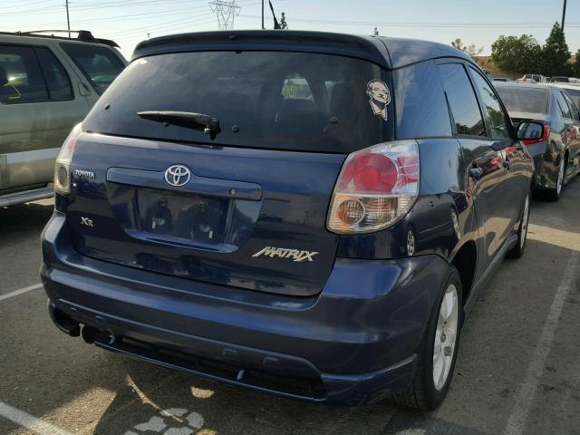 2T1KR32E15C476599 - 2005 TOYOTA MATRIX XR BLUE photo 4