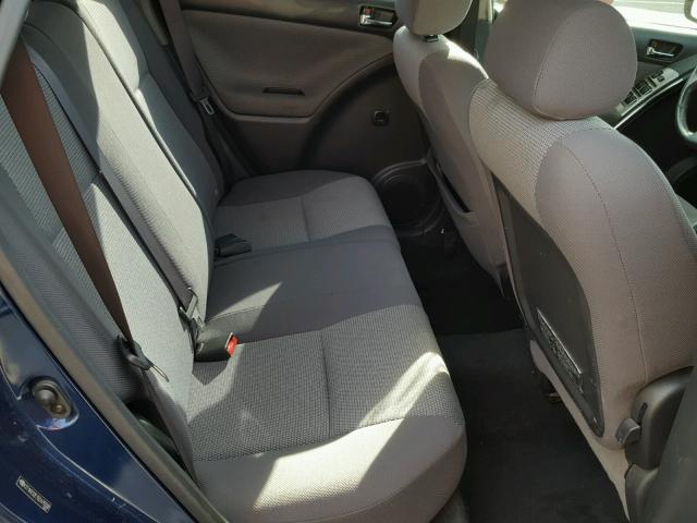 2T1KR32E15C476599 - 2005 TOYOTA MATRIX XR BLUE photo 6