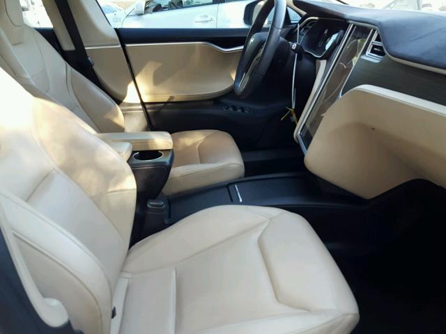 5YJSA1E23GF134891 - 2016 TESLA MODEL S WHITE photo 5