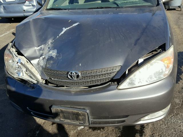 4T1BE30K43U738275 - 2003 TOYOTA CAMRY LE Graphit Foto 7