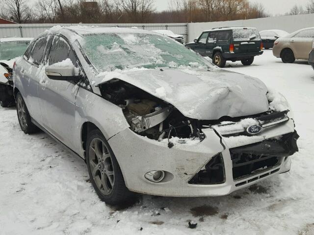 1FADP3F25DL336356 - 2013 FORD FOCUS SE SILVER photo 1