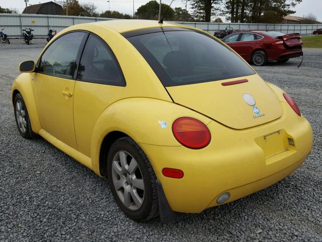 3VWDD21C33M422935 - 2003 VOLKSWAGEN NEW BEETLE 黄色 照片 3