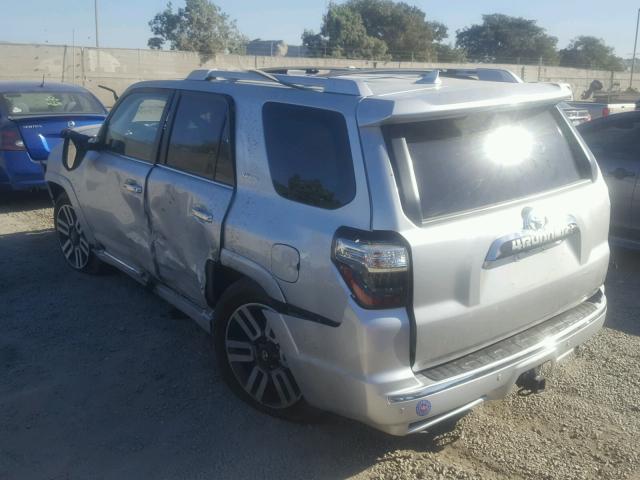 JTEBU5JR7E5186438 - 2014 TOYOTA 4RUNNER SR SILVER photo 3