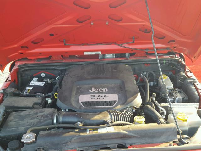 1C4AJWAG9DL699830 - 2013 JEEP WRANGLER S RED photo 7