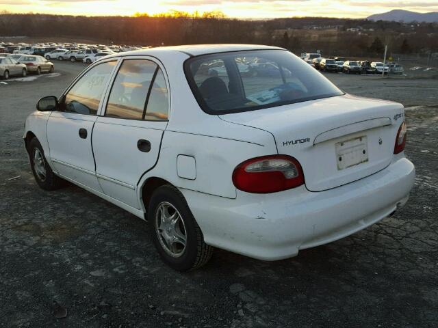 KMHVF24N5XU568779 - 1999 HYUNDAI ACCENT GL WHITE photo 3