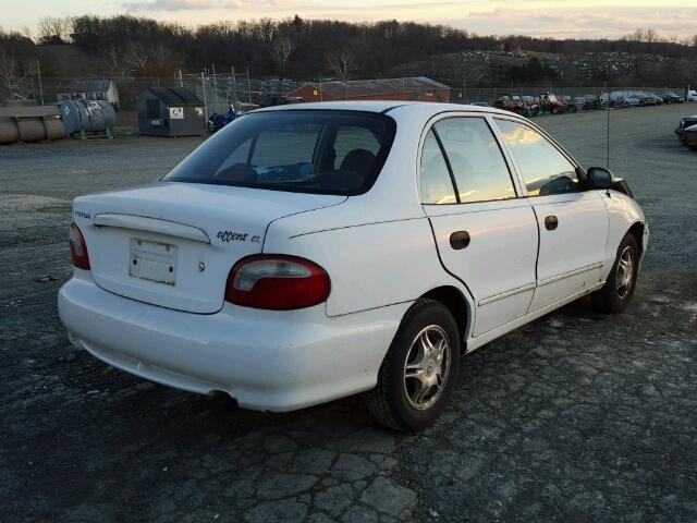 KMHVF24N5XU568779 - 1999 HYUNDAI ACCENT GL WHITE photo 4