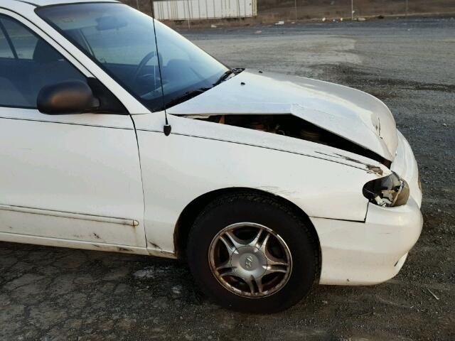 KMHVF24N5XU568779 - 1999 HYUNDAI ACCENT GL WHITE photo 9