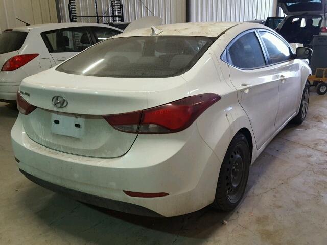 5NPDH4AEXEH530188 - 2014 HYUNDAI ELANTRA SE WHITE photo 4