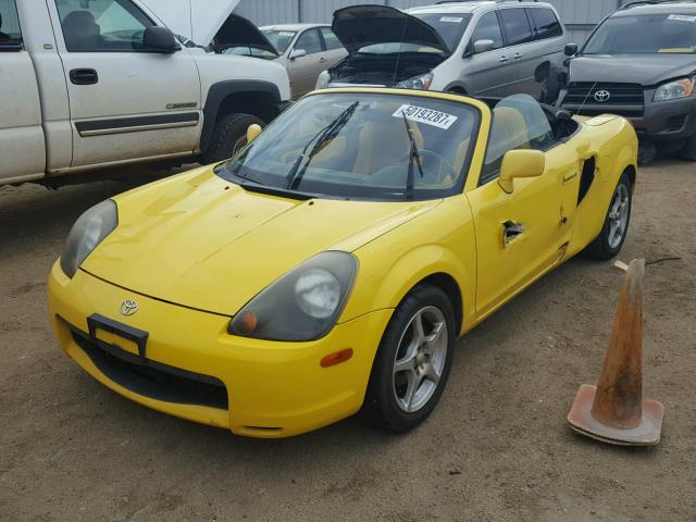 JTDFR320410028321 - 2001 TOYOTA MR2 SPYDER YELLOW photo 2