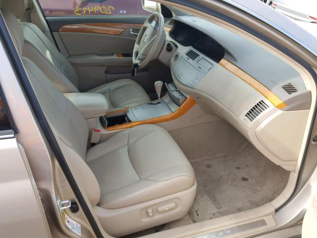 4T1BK36B26U160858 - 2006 TOYOTA AVALON XL GOLD photo 5