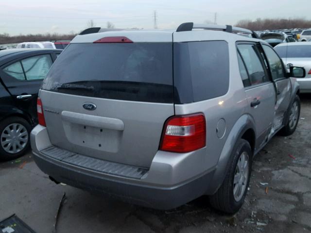 1FMDK01126GA10978 - 2006 FORD FREESTYLE SILVER photo 4