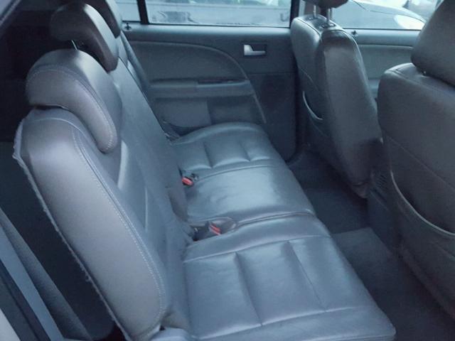 1FMDK01126GA10978 - 2006 FORD FREESTYLE SILVER photo 6