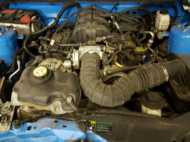 1ZVBP8AN5A5123338 - 2010 FORD MUSTANG BLUE photo 7