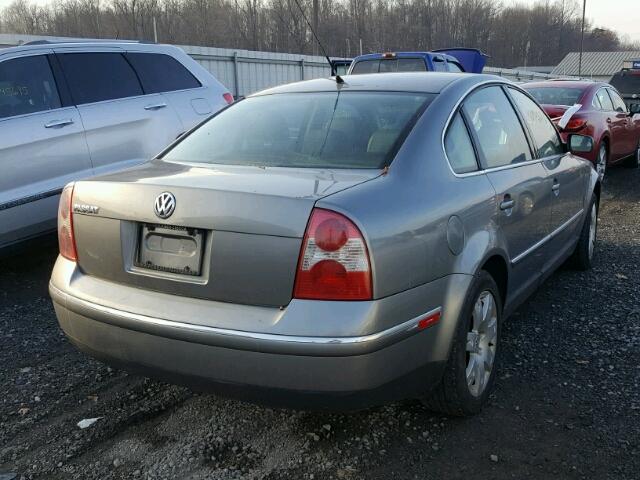 WVWAD63B95P025390 - 2005 VOLKSWAGEN PASSAT GLS GRAY photo 4