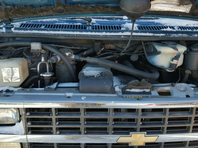 2GBEG25K2N4155042 - 1992 CHEVROLET G20 GREEN photo 7