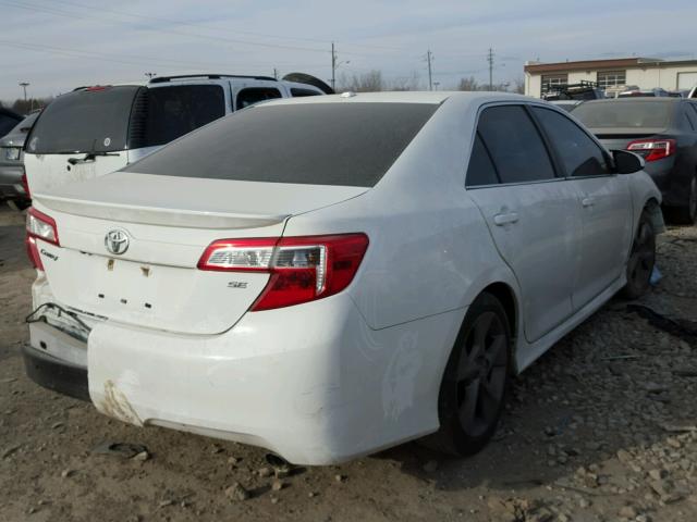 4T1BK1FK9DU535520 - 2013 TOYOTA CAMRY SE WHITE photo 4