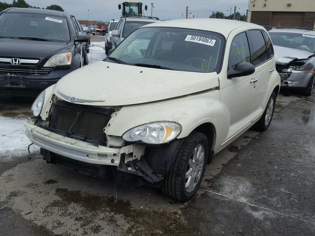 3A8FY58B48T187921 - 2008 CHRYSLER PT CRUISER CREAM photo 2