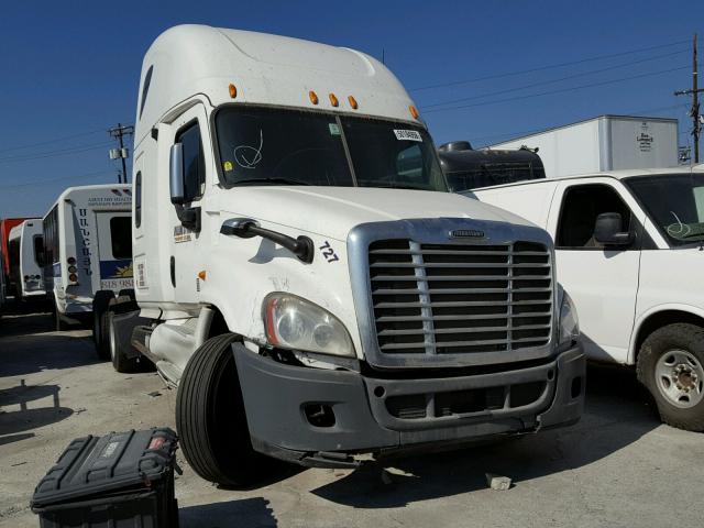 1FUJGLDR2DSBS2519 - 2013 FREIGHTLINER CASCADIA 1 WHITE photo 1