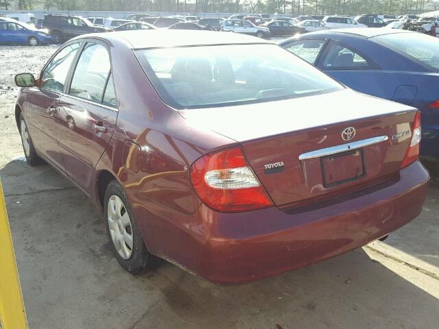 4T1BE32K03U256206 - 2003 TOYOTA CAMRY LE RED photo 3