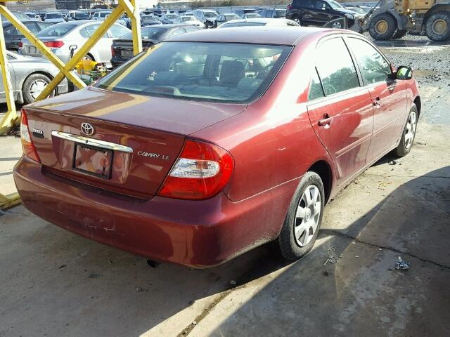 4T1BE32K03U256206 - 2003 TOYOTA CAMRY LE RED photo 4