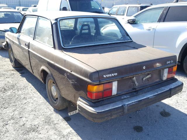 00VC24245M1152674 - 1979 VOLVO 240 BROWN photo 3