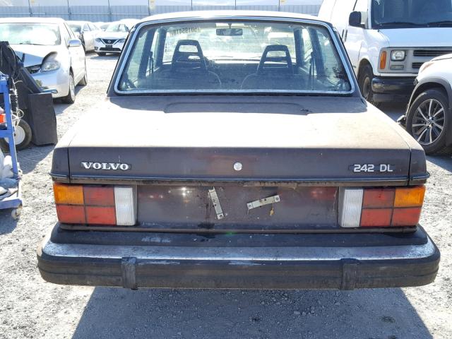 00VC24245M1152674 - 1979 VOLVO 240 BROWN photo 9