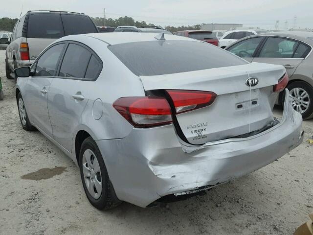 3KPFK4A79HE113570 - 2017 KIA FORTE LX SILVER photo 3