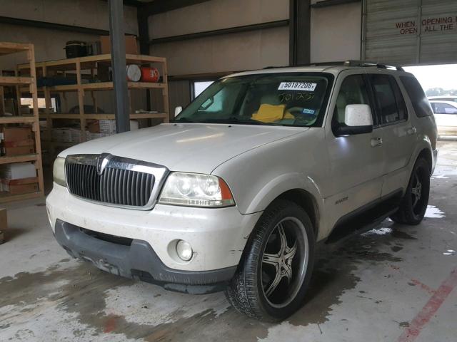 5LMEU68H64ZJ01237 - 2004 LINCOLN AVIATOR 奶油色 照片 2