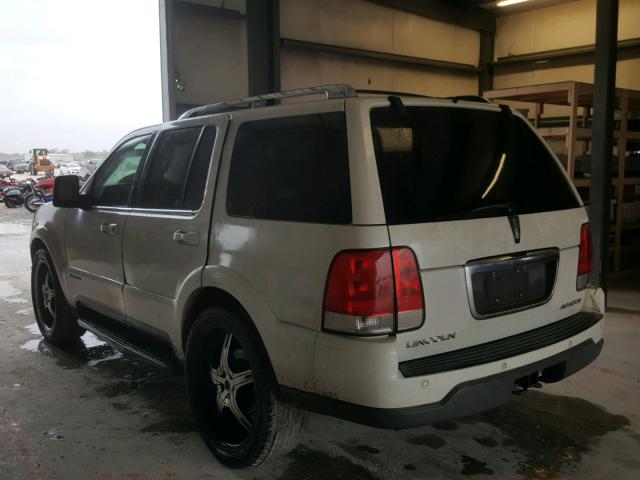 5LMEU68H64ZJ01237 - 2004 LINCOLN AVIATOR 奶油色 照片 3