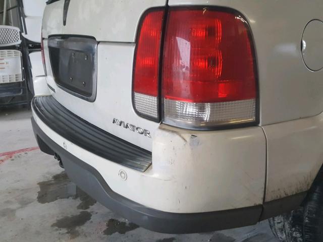 5LMEU68H64ZJ01237 - 2004 LINCOLN AVIATOR 奶油色 照片 9