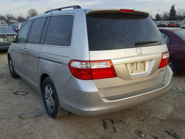 5FNRL38685B423653 - 2005 HONDA ODYSSEY EX SILVER photo 3