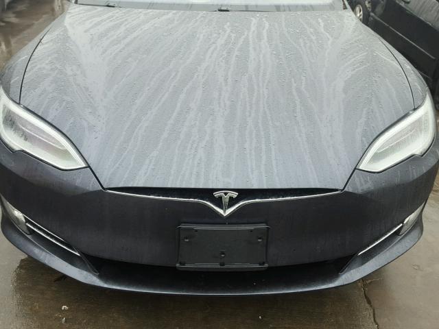 5YJSA1E12GF136896 - 2016 TESLA MODEL S BLUE photo 7