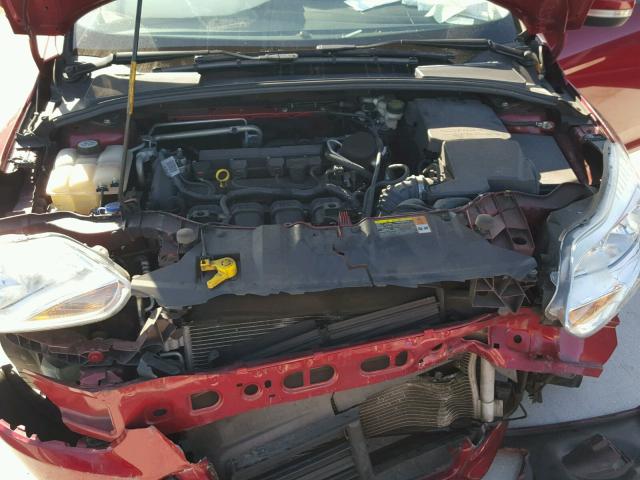 1FADP3F23DL198994 - 2013 FORD FOCUS SE RED photo 7