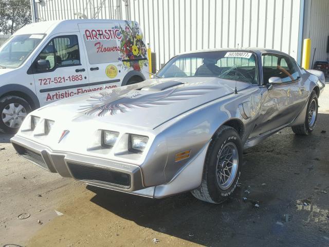 2W87K9N159372 - 1979 PONTIAC FIREBIRD SILVER photo 2