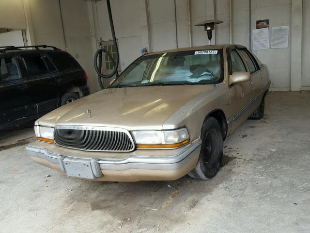 1G4BN52PXSR426984 - 1995 BUICK ROADMASTER TAN photo 2