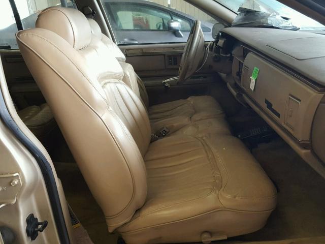 1G4BN52PXSR426984 - 1995 BUICK ROADMASTER TAN photo 5