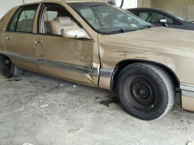 1G4BN52PXSR426984 - 1995 BUICK ROADMASTER TAN photo 9