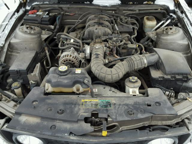 1ZVFT80N355249928 - 2005 FORD MUSTANG GRAY photo 7