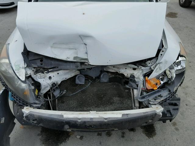 1HGCP26389A036257 - 2009 HONDA ACCORD LX WHITE photo 7