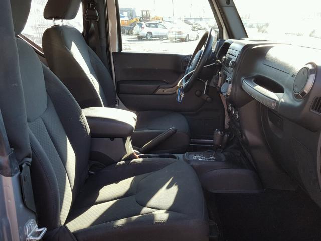 1C4AJWAG4HL531826 - 2017 JEEP WRANGLER S Gümüş foto 5